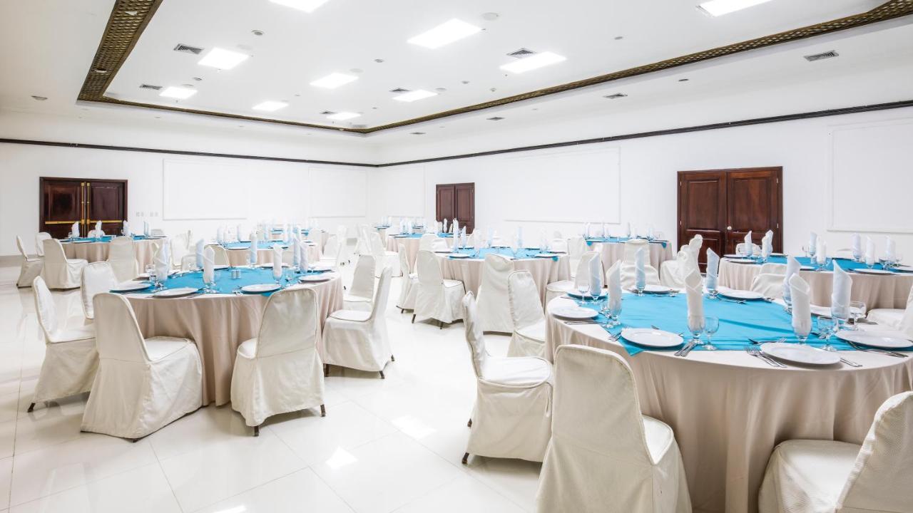 บี ลีฟ คอลเลคชั่น มาเรียน - ออล อินคลูซีฟ Hotel Puerto Plata ภายนอก รูปภาพ The ballroom